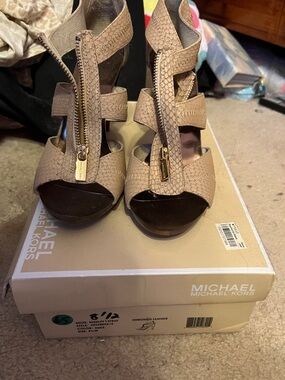 Michael Kors Berkeley 8 1/2